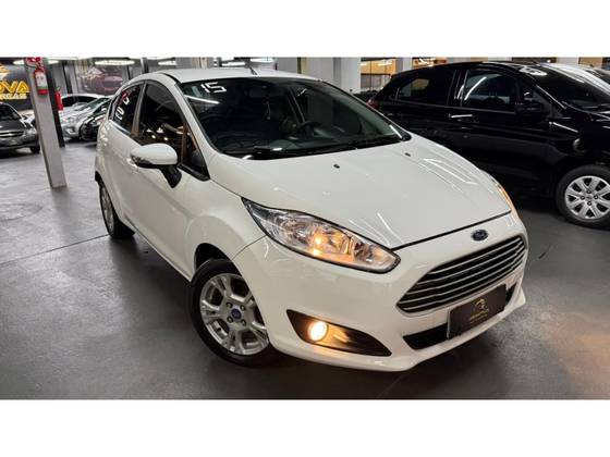 FORD FIESTA 1.6 SE HATCH 16V FLEX 4P MANUAL